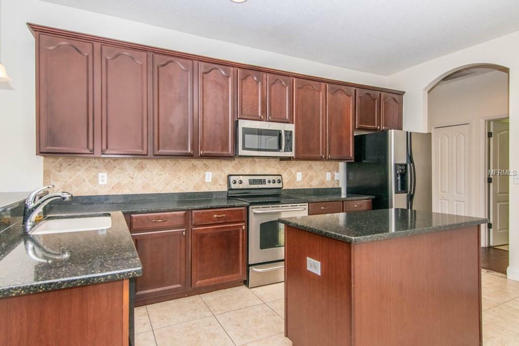 Property Photo:  1514 Bonita Bluff Court  FL 33570 