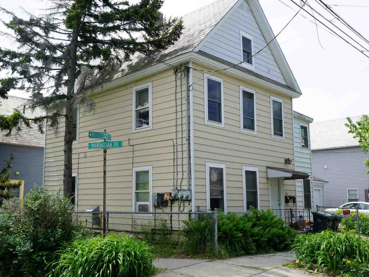 Property Photo:  33 Washington Street  VT 05401 