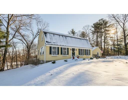 Property Photo:  8 Knob Hill Rd  MA 01824 