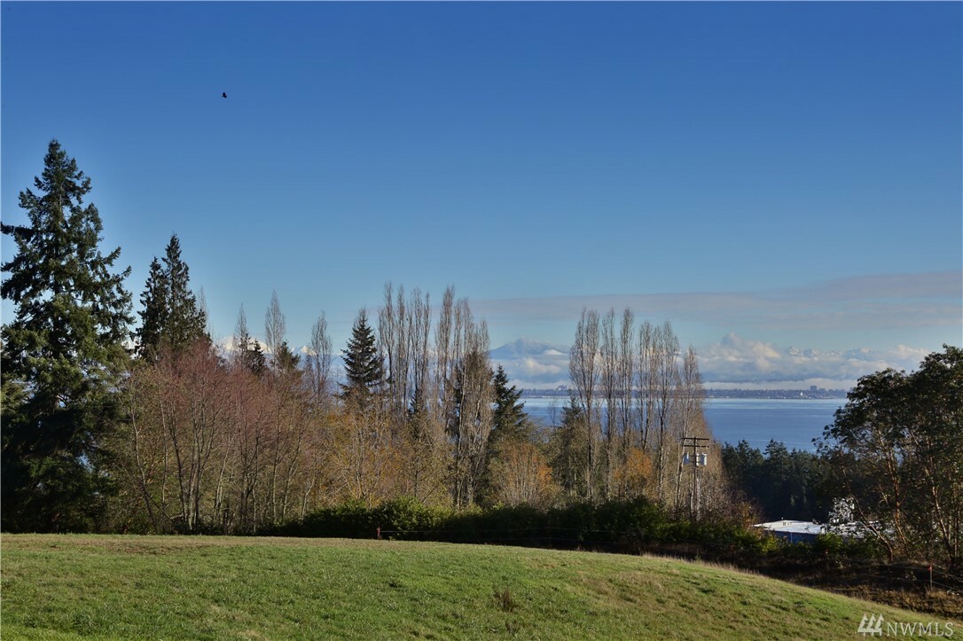 Property Photo:  6310 Hinman Dr  WA 98236 