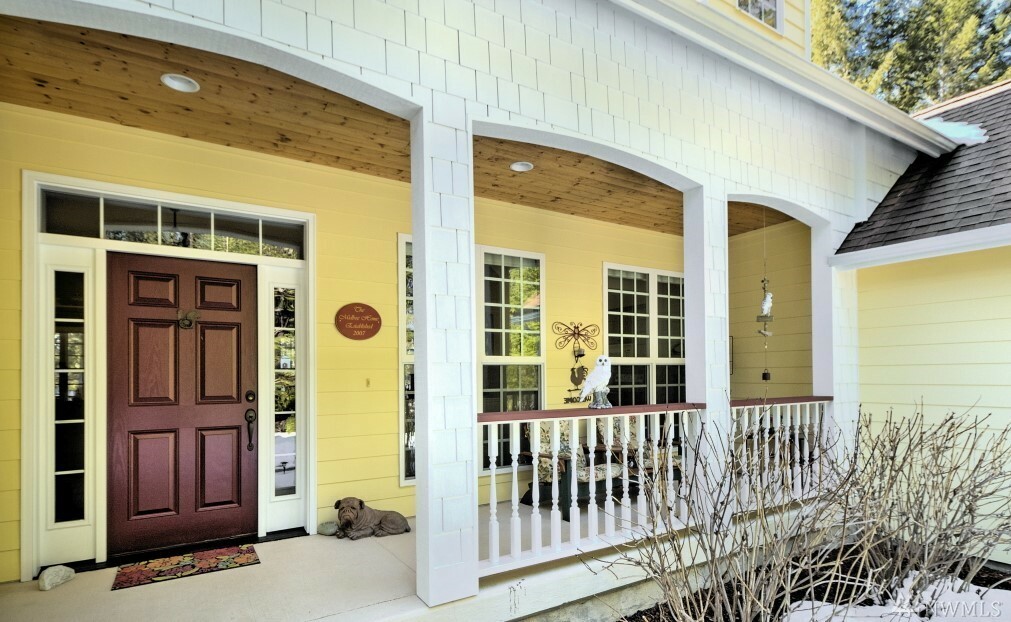 Property Photo: 451 E Snowy Owl Dr WA 98584