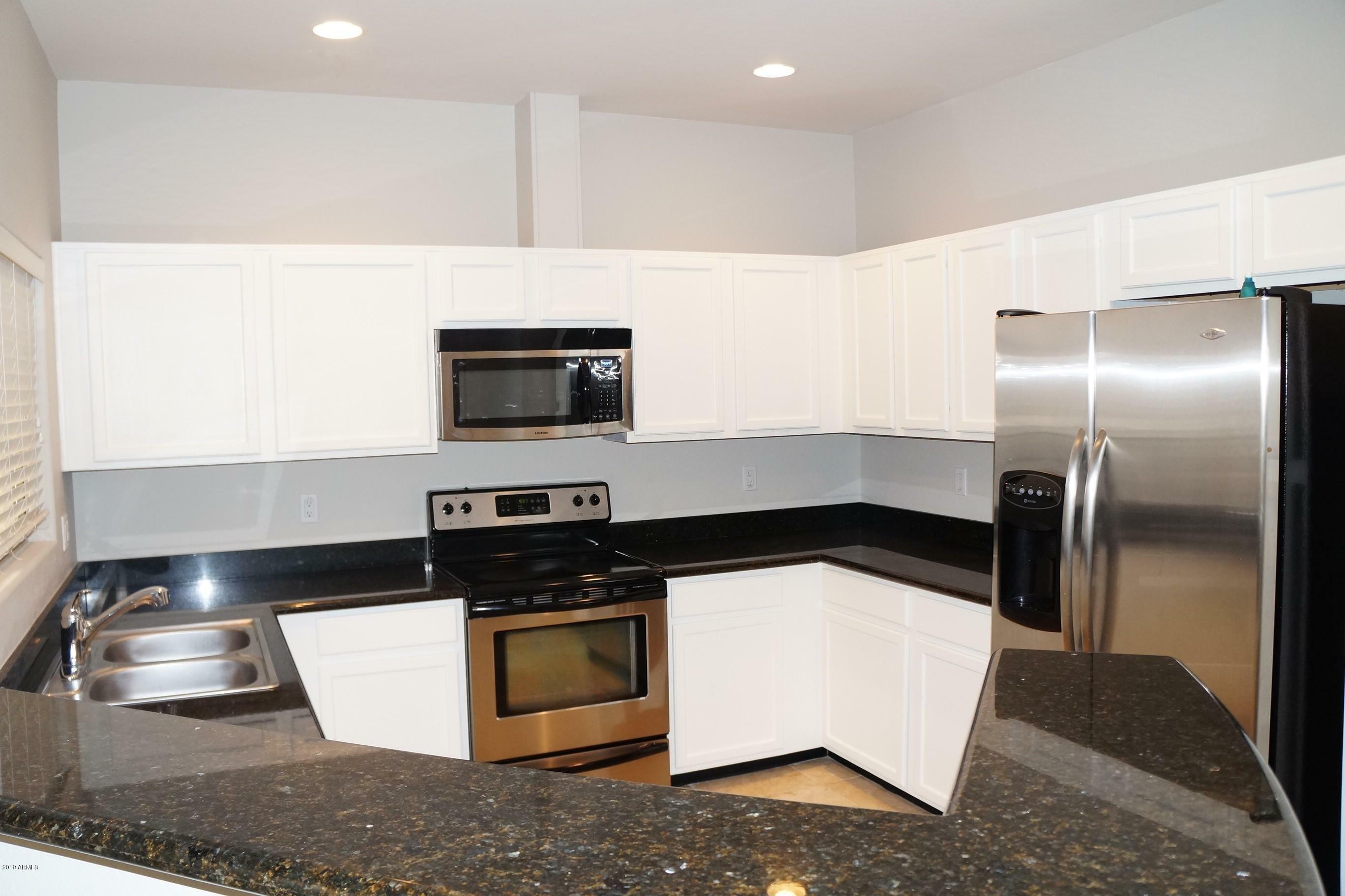 Property Photo: 3006 N 37th Street 4 AZ 85018