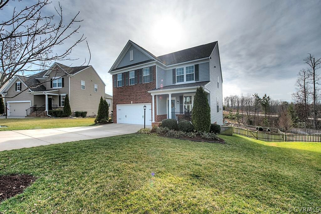 Property Photo: 13712 Nailor Circle VA 23114