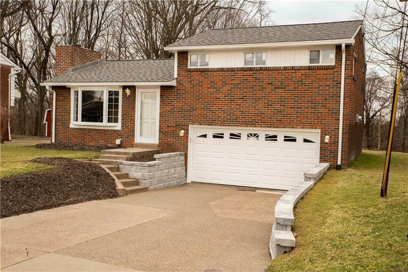 Property Photo: 391 Marbury Dr PA 15642
