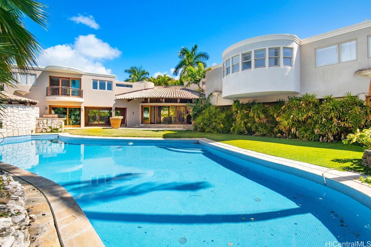 Property Photo: 4901 Kalanianaole Highway C HI 96821