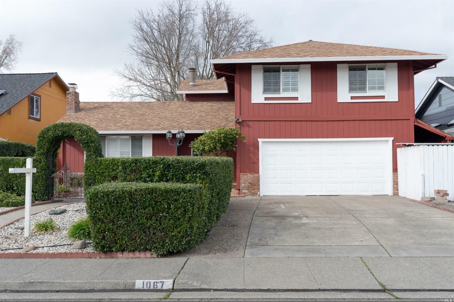 Property Photo:  1067 Santa Clara Lane  CA 94954 