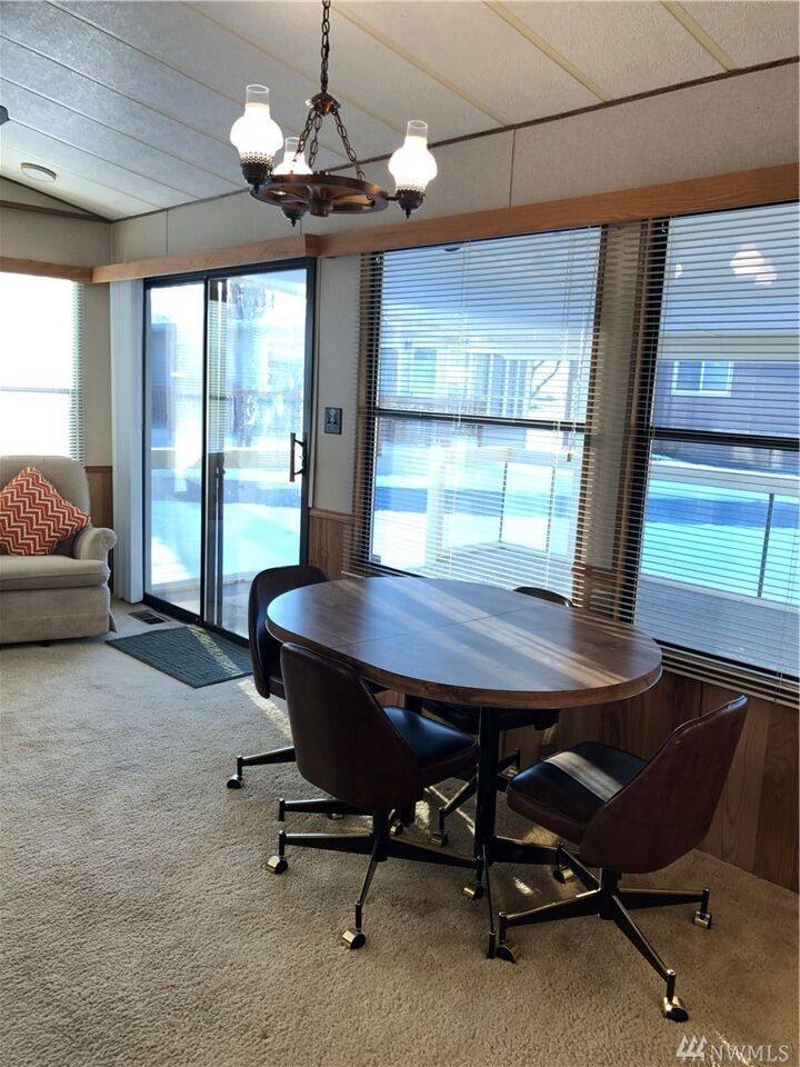 Property Photo: 8818 Crescent Bar Road NW 66 WA 98848