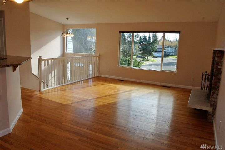 Property Photo:  8900 NE 136th St  WA 98034 