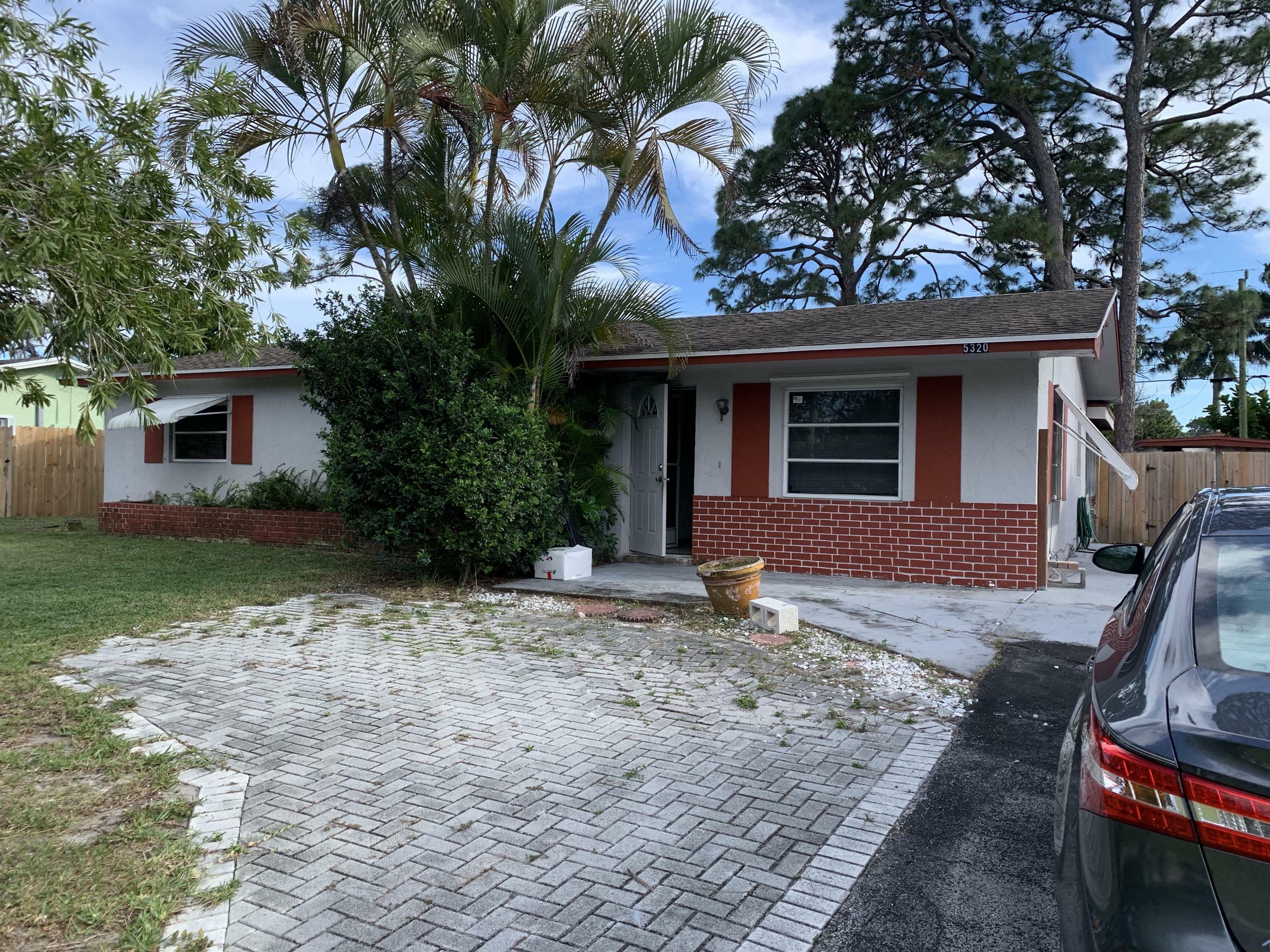 Property Photo:  5320 Van Buren Road  FL 33484 