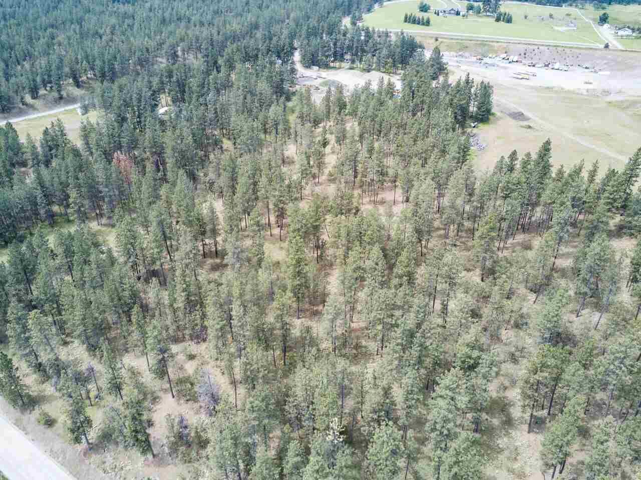 Property Photo:  Idaho Rd. Ave  WA 99019 
