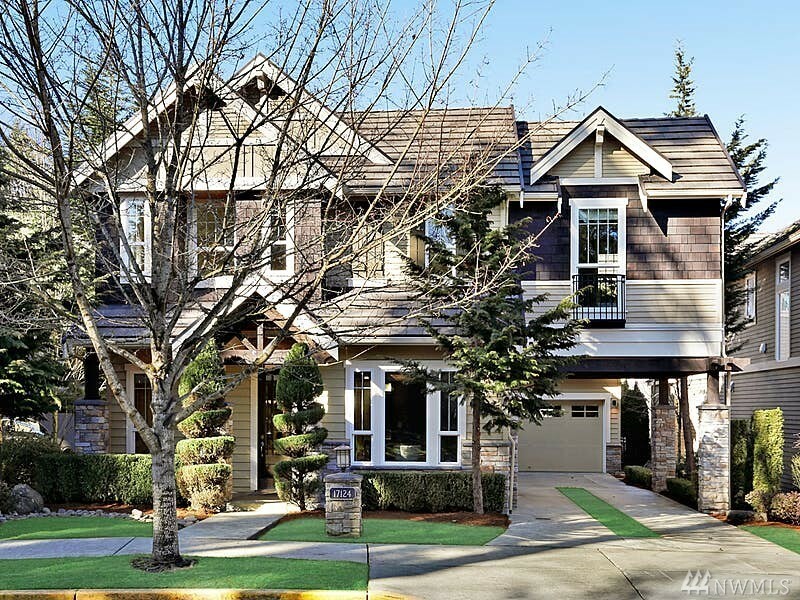 Property Photo: 17124 NE 46th Ct WA 98052
