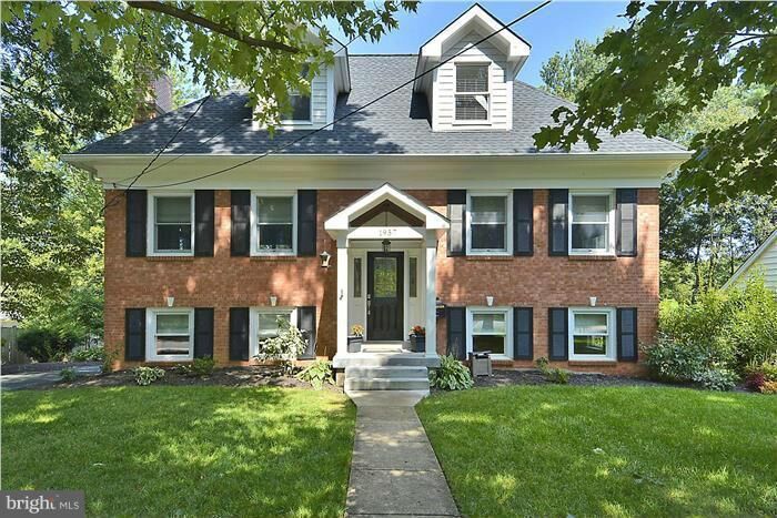 Property Photo: 1957 Foxhall Road VA 22101