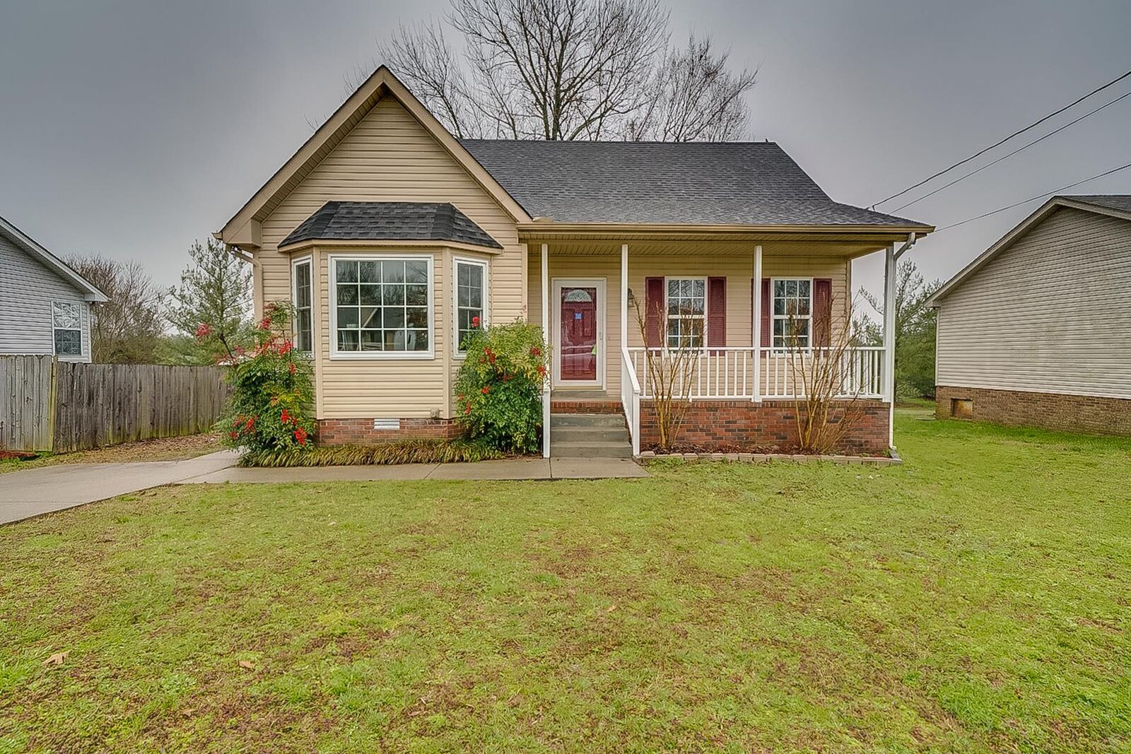 Property Photo:  1019 Heydel Cir  TN 37087 