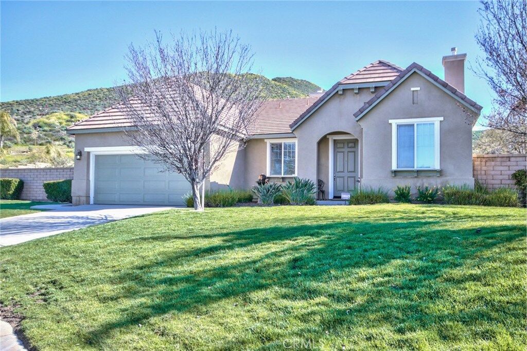 Property Photo:  28568 Windermere Way  CA 92585 
