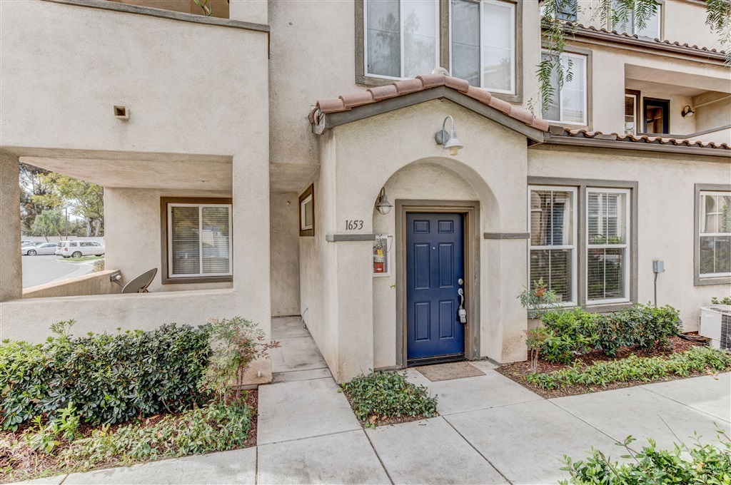 Property Photo:  1653 Paseo Aurora  CA 92154 