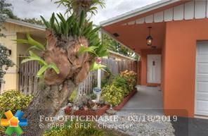 Property Photo: 1585 NE 33rd St FL 33334