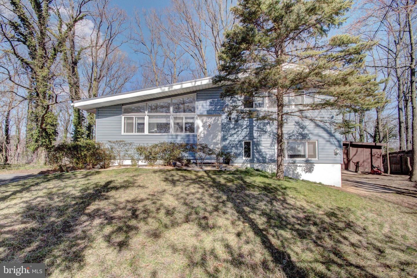 Property Photo: 3812 Javins Drive VA 22310