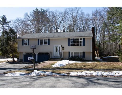 Property Photo: 4 Boxwood Rd MA 01864