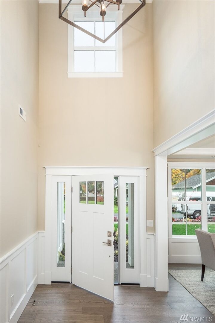 Property Photo:  509 SE Croston Lane  WA 98027 