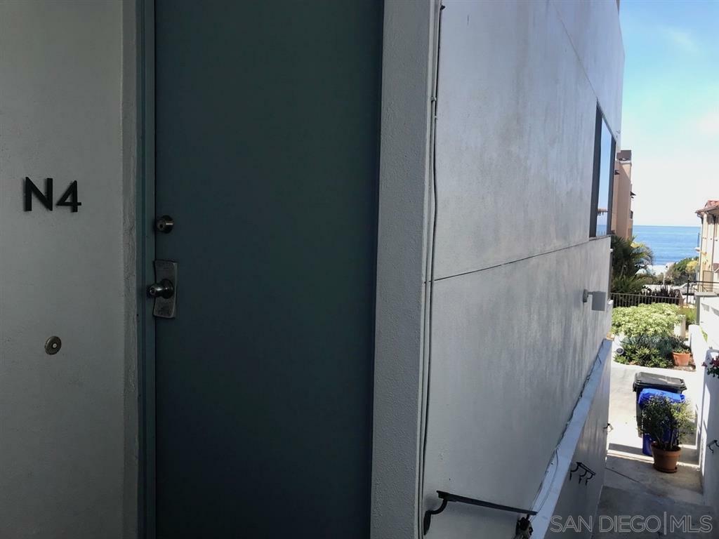 Property Photo:  356 Prospect St N4  CA 92037 