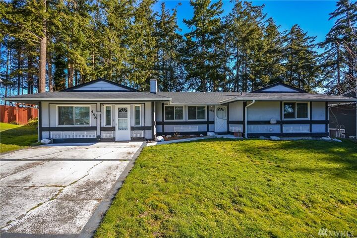 488 Dory Dr  Oak Harbor WA 98277 photo