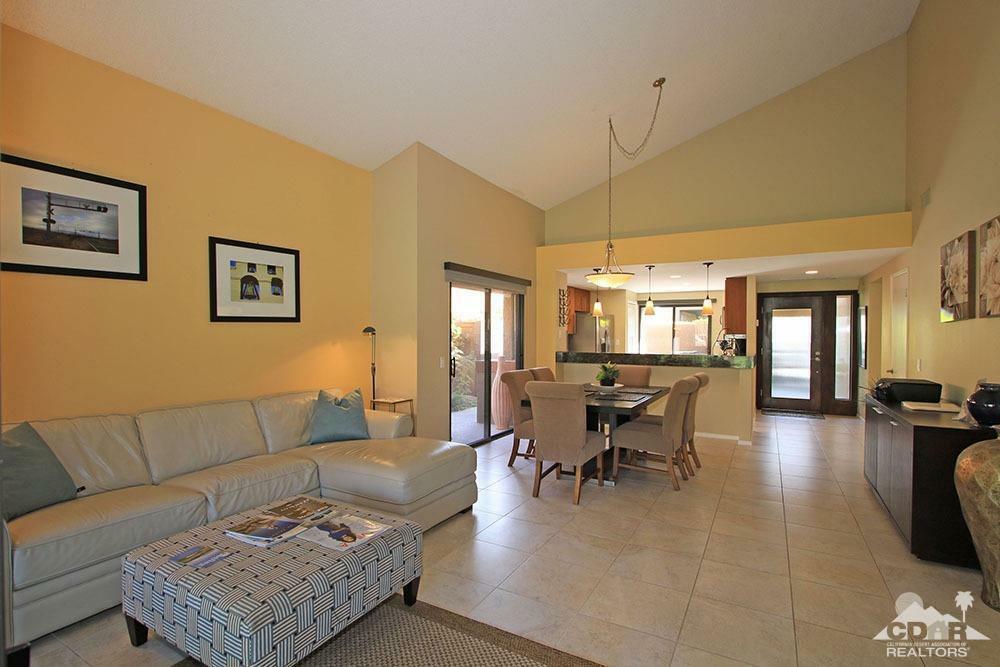 Property Photo: 73339 Oriole Court CA 92260