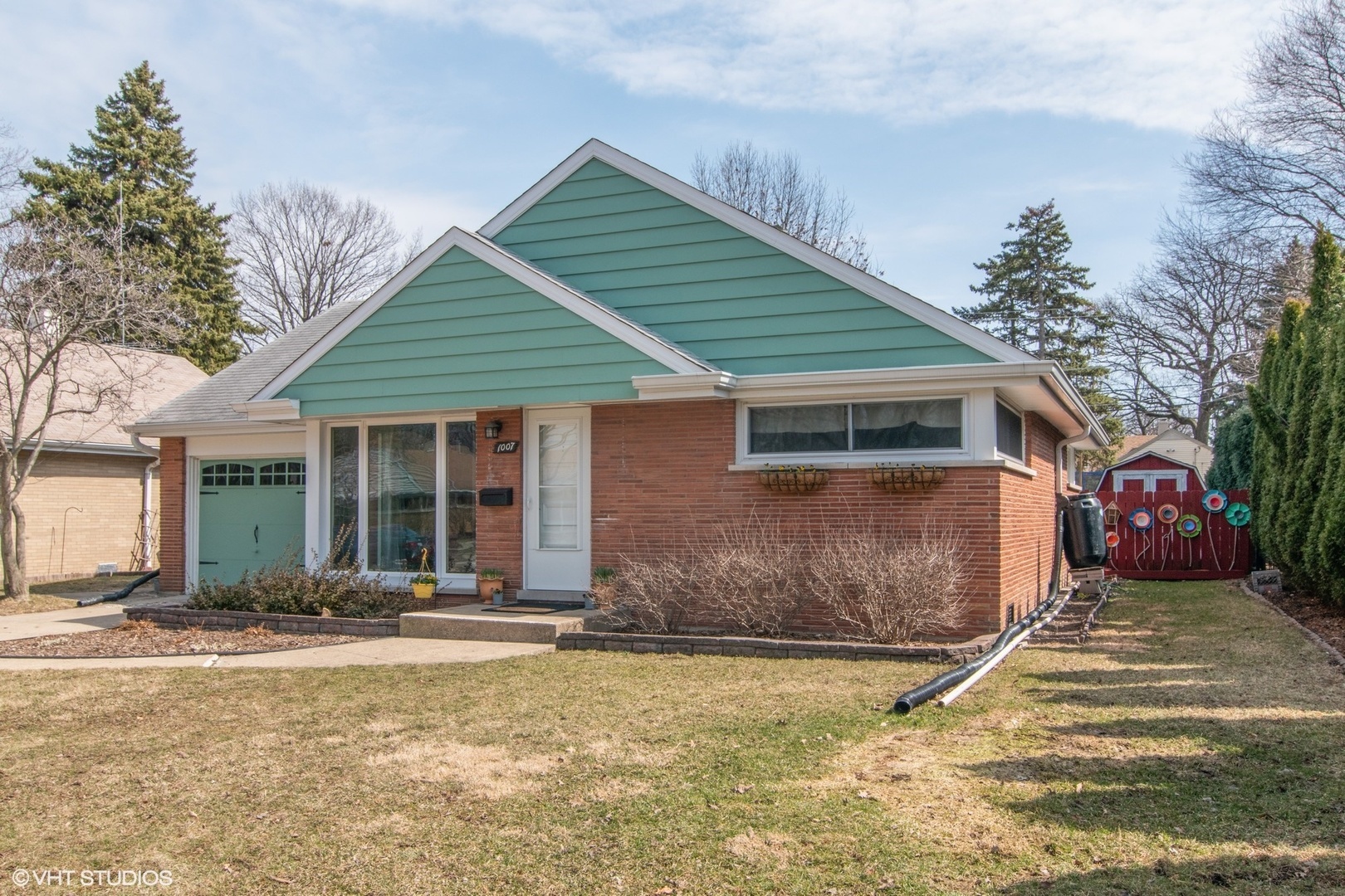 Property Photo:  1007 Portsmouth Avenue  IL 60154 