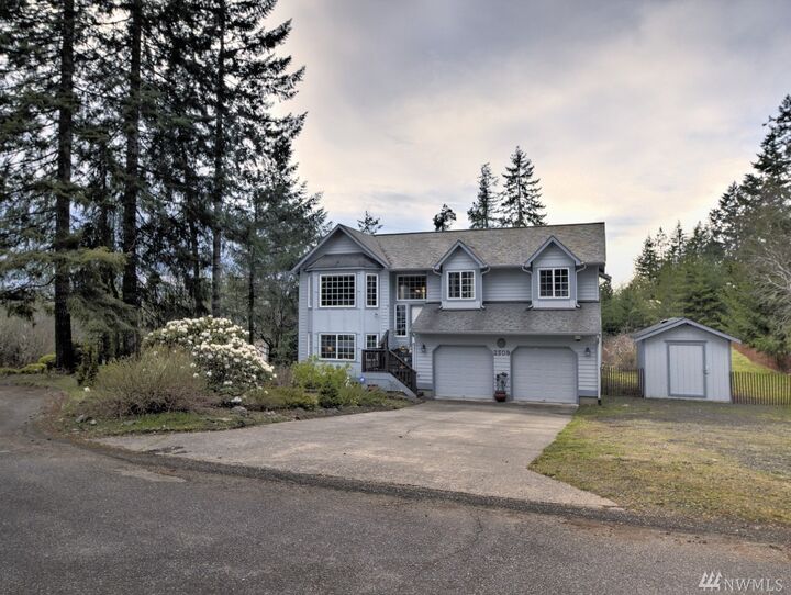 Property Photo:  2509 Lacrosse Ct  WA 98584 
