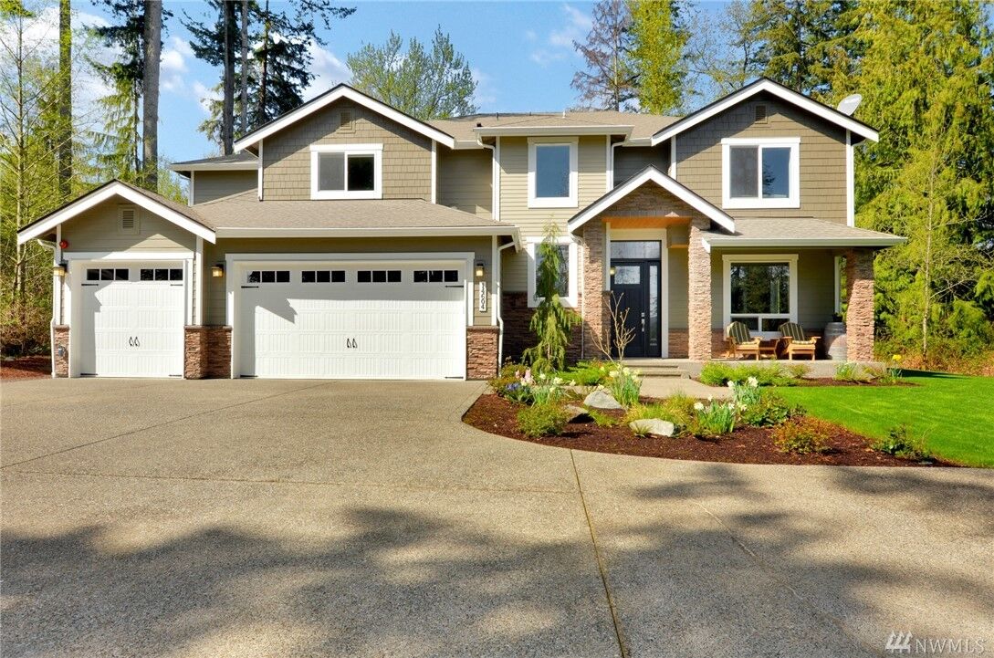 Property Photo: 14604 235th Street SE WA 98296