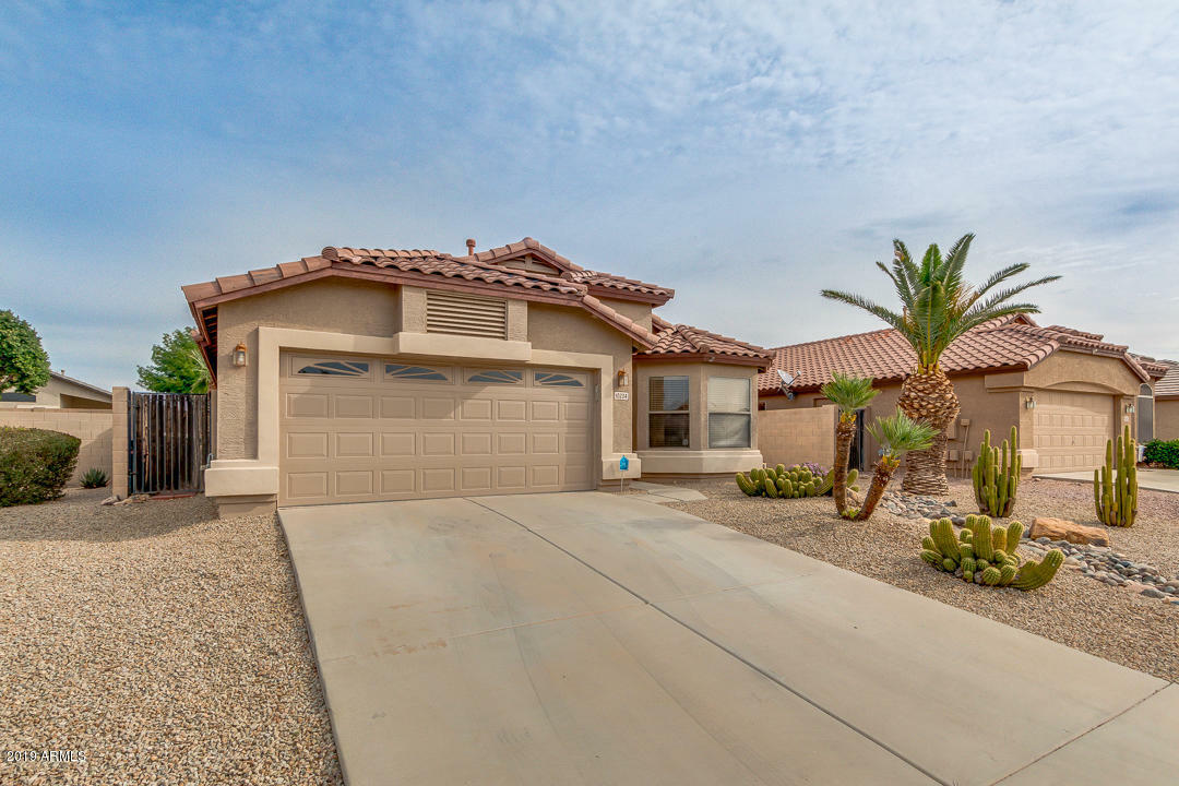 Property Photo:  10234 W Country Club Trail  AZ 85383 