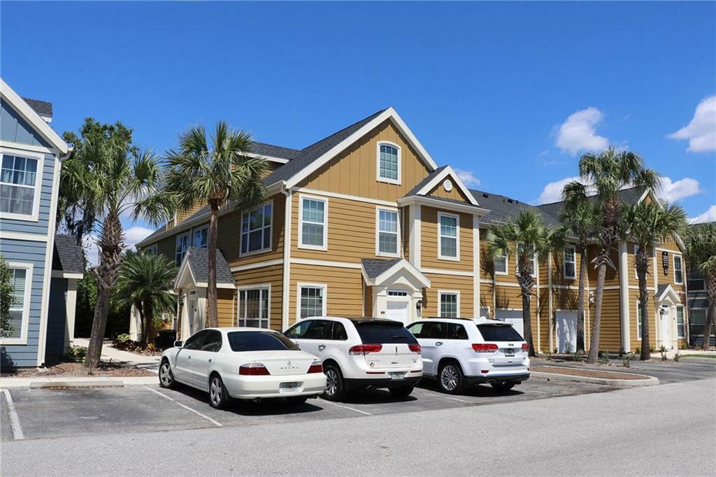 Property Photo: 5511 Rosehill Road 201 FL 34233