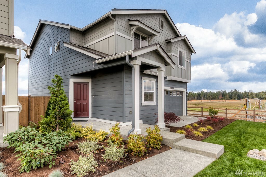 Property Photo: 1201 Bala Dr 0017 WA 98922