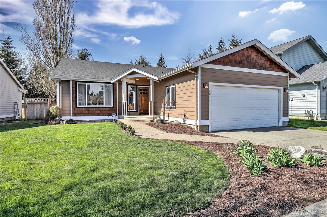 Property Photo: 2011 Bluebell Dr WA 98264
