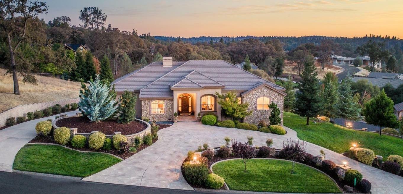 Property Photo: 12897 Austin Forest Circle CA 95602