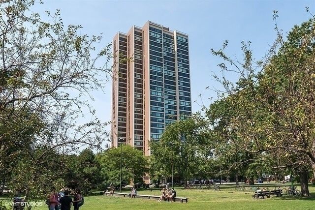 1850 North Clark Street 2605  Chicago IL 60614 photo