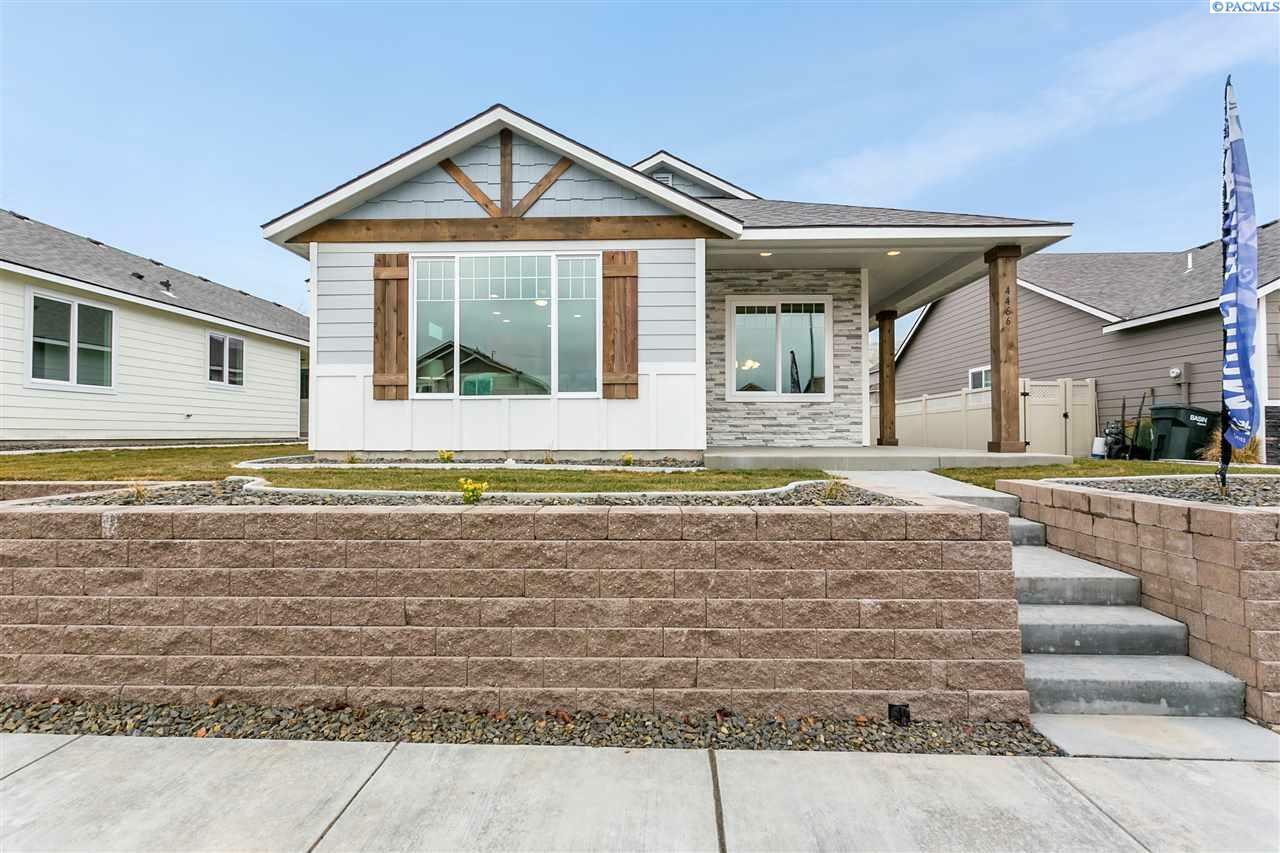 Property Photo:  4466 Corvina St.  WA 99352 