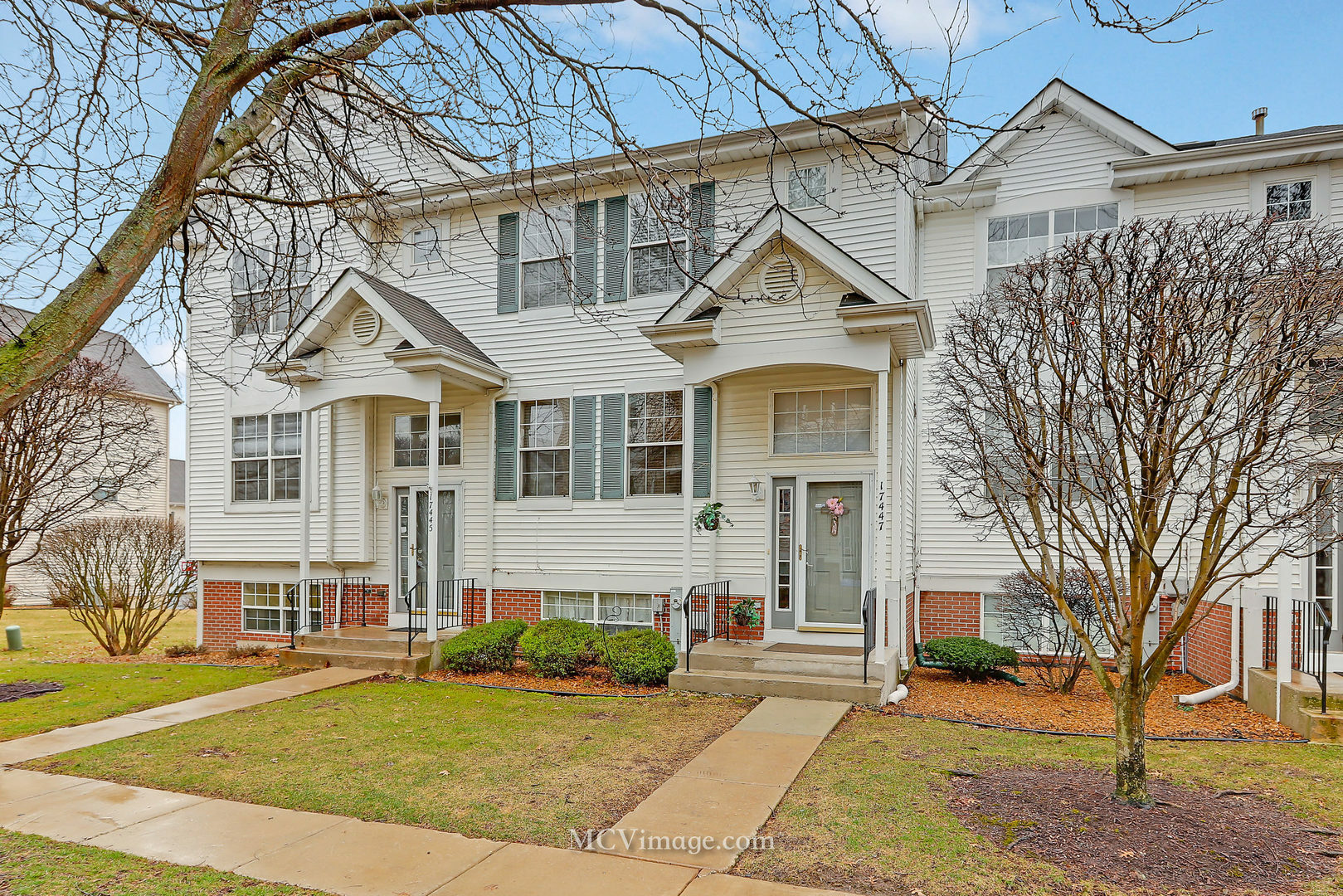 Property Photo:  17447 Sauk Drive  IL 60441 