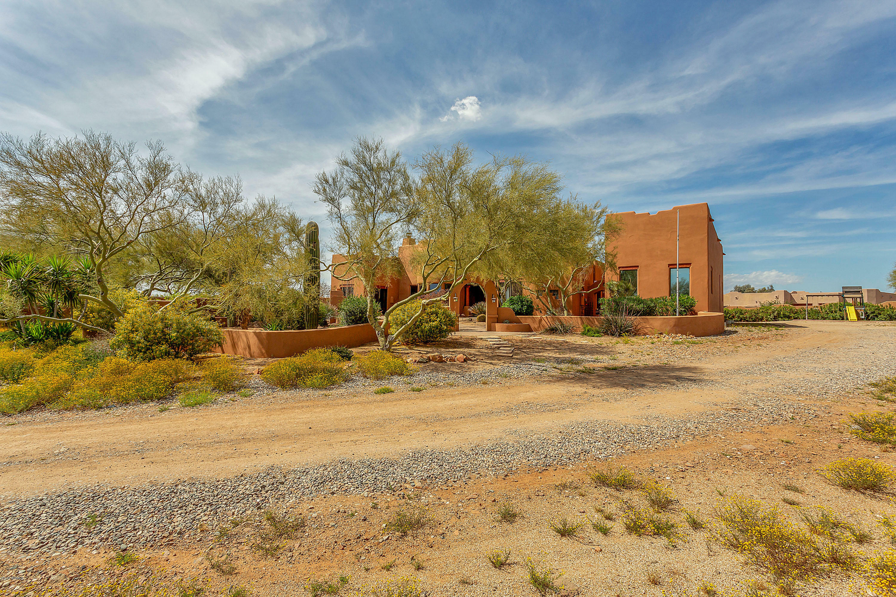 Property Photo:  126 W Desert Hills Drive  AZ 85086 