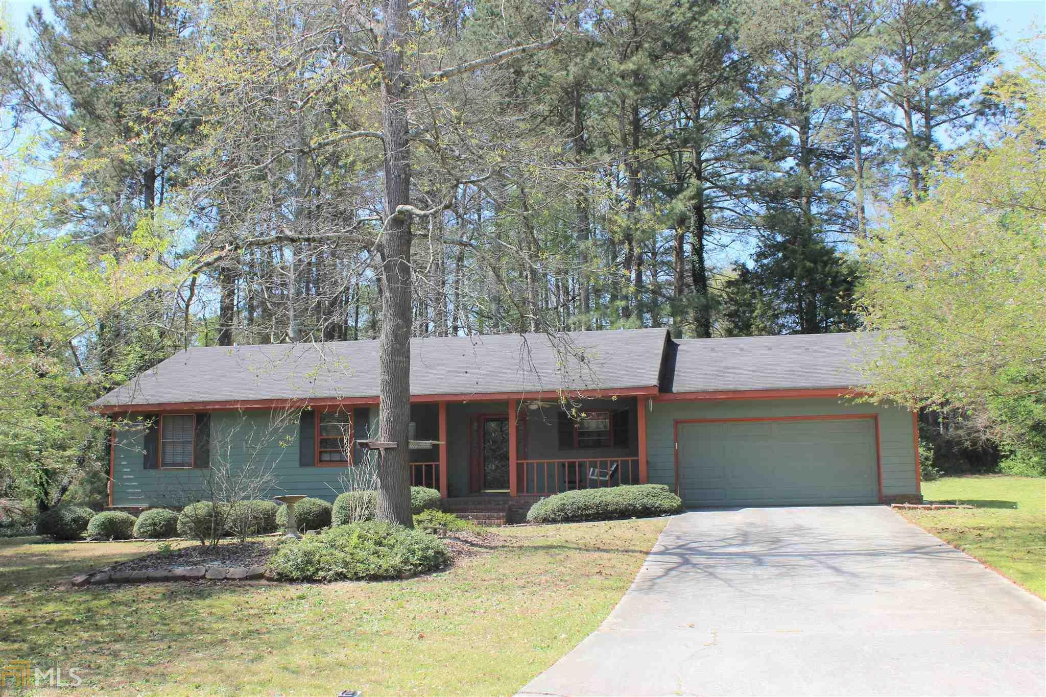 Property Photo:  1035 Echo Valley Court  GA 30052 