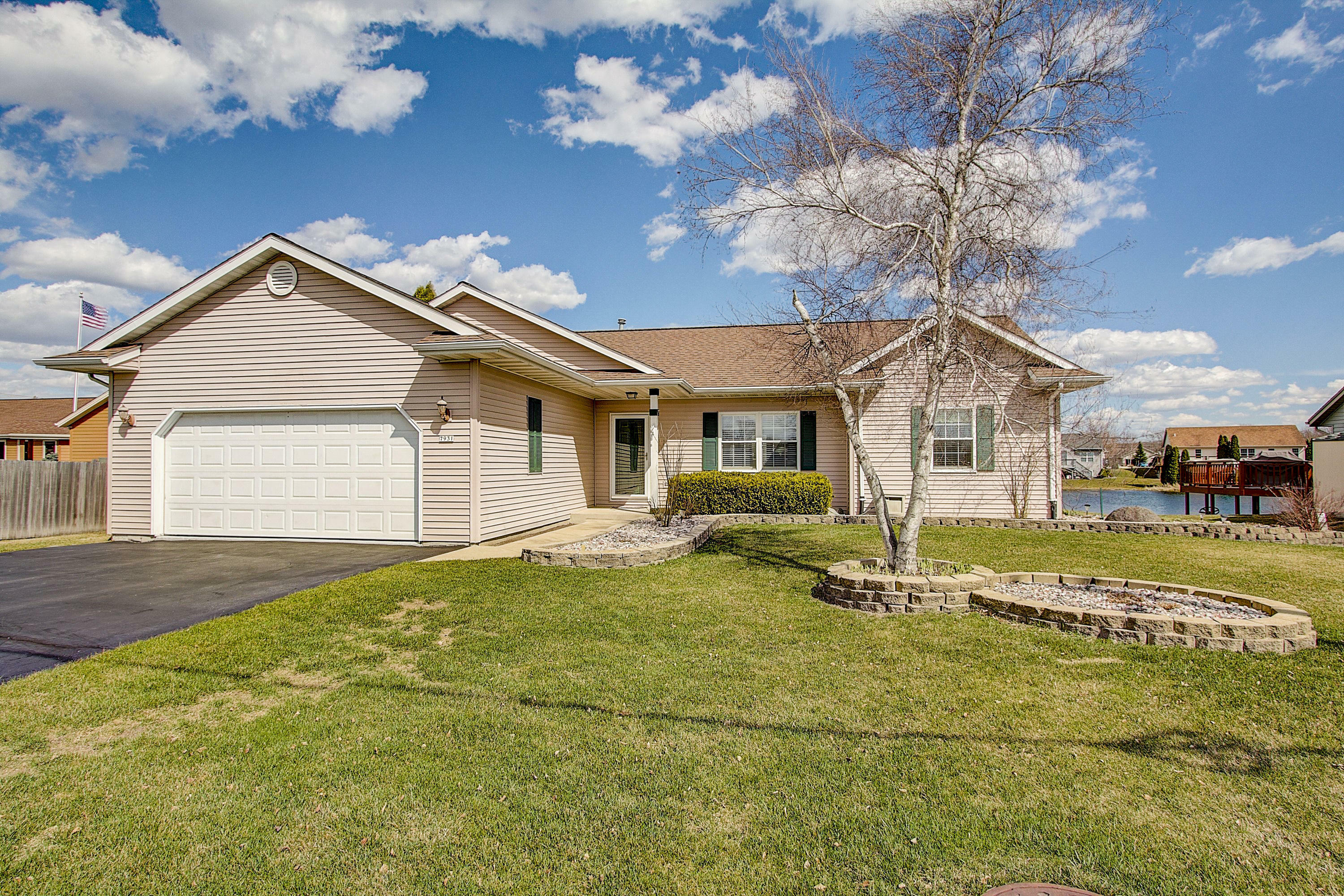 Property Photo: 7931 N Tichigan Rd WI 53185