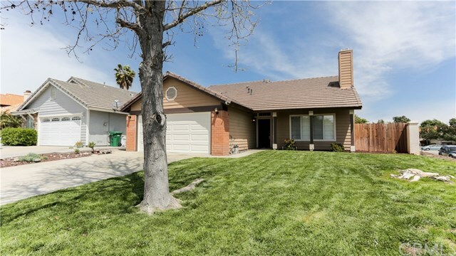 Property Photo:  24590 Westhaven Court  CA 92562 