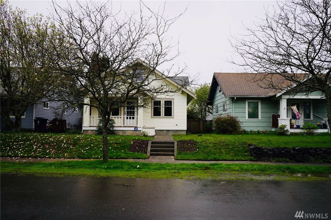 4322 S Bell St  Tacoma WA 98418 photo