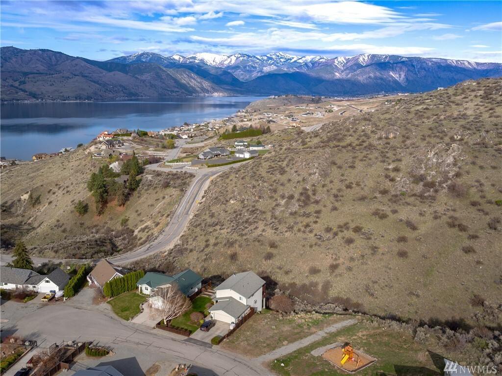 Property Photo: 104 Junior Point Ct WA 98816
