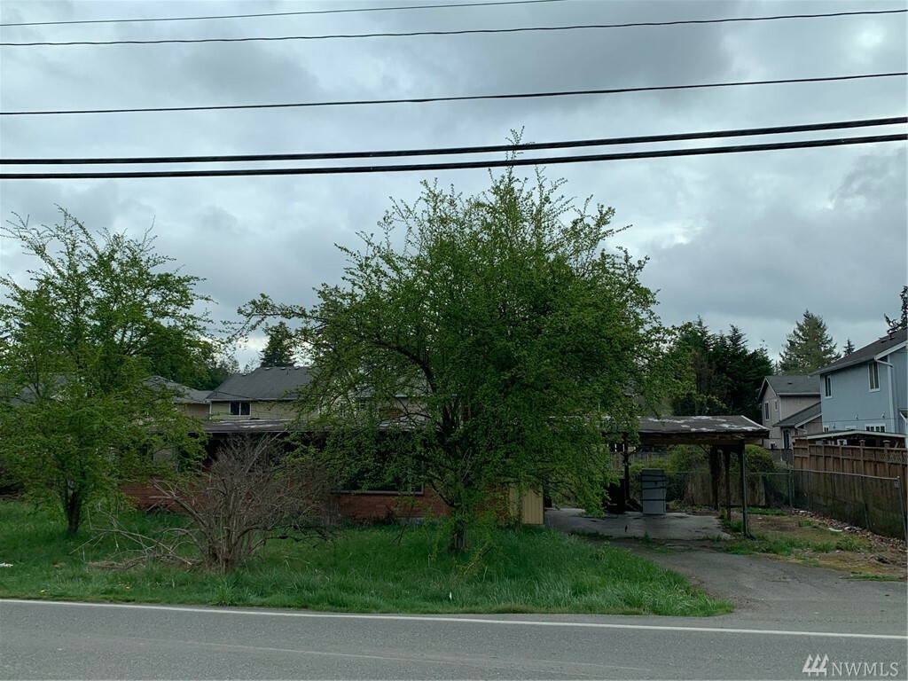 Property Photo: 14825 Manor Wy WA 98087