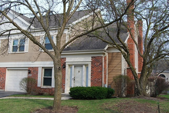 Property Photo:  2025 North Charter Point Drive  IL 60004 