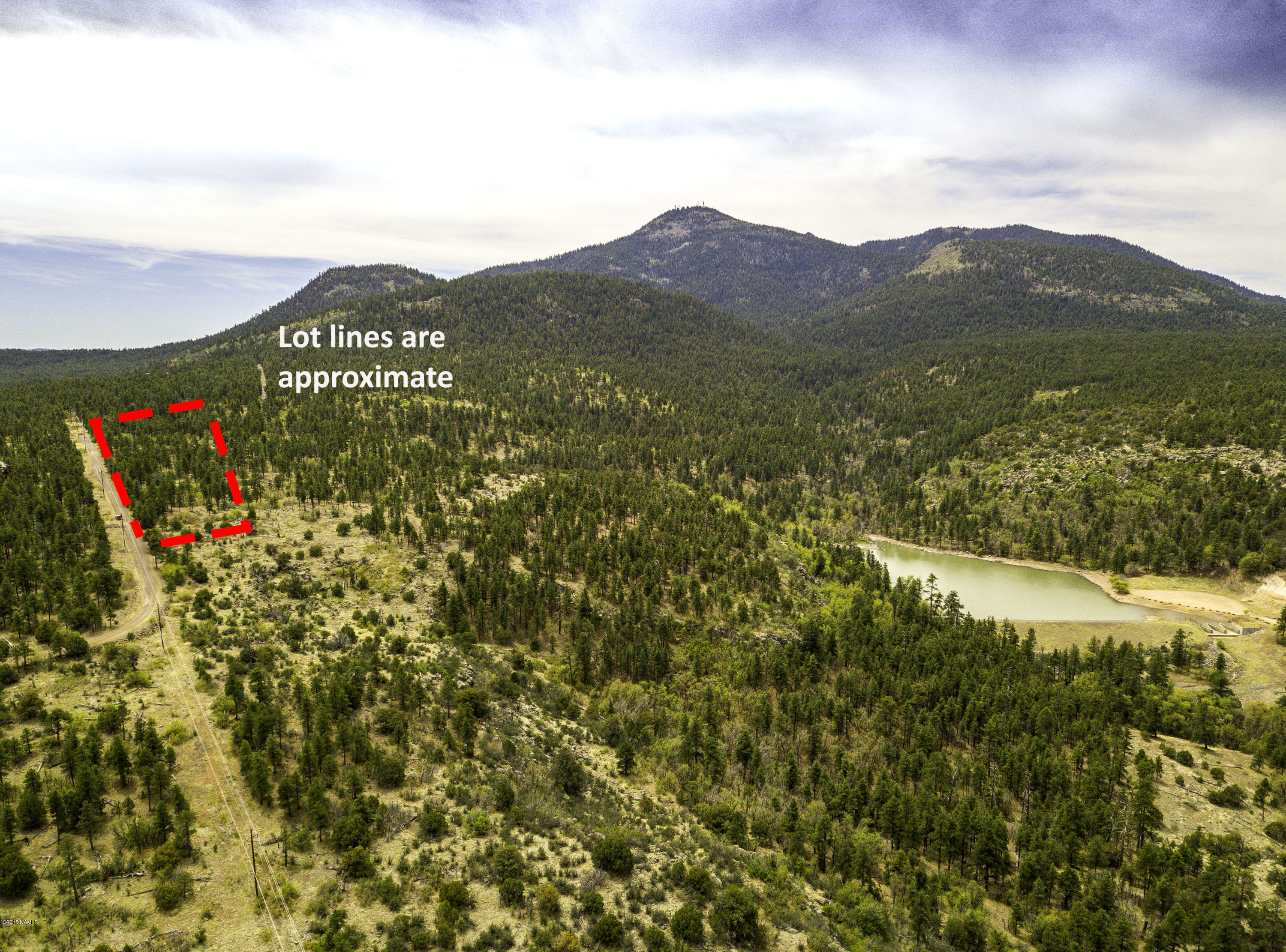 Property Photo:  1688 Canyon View Loop  AZ 86046 