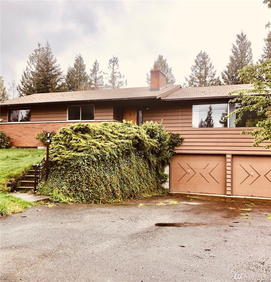 Property Photo:  20712 106th Place SE  WA 98031 