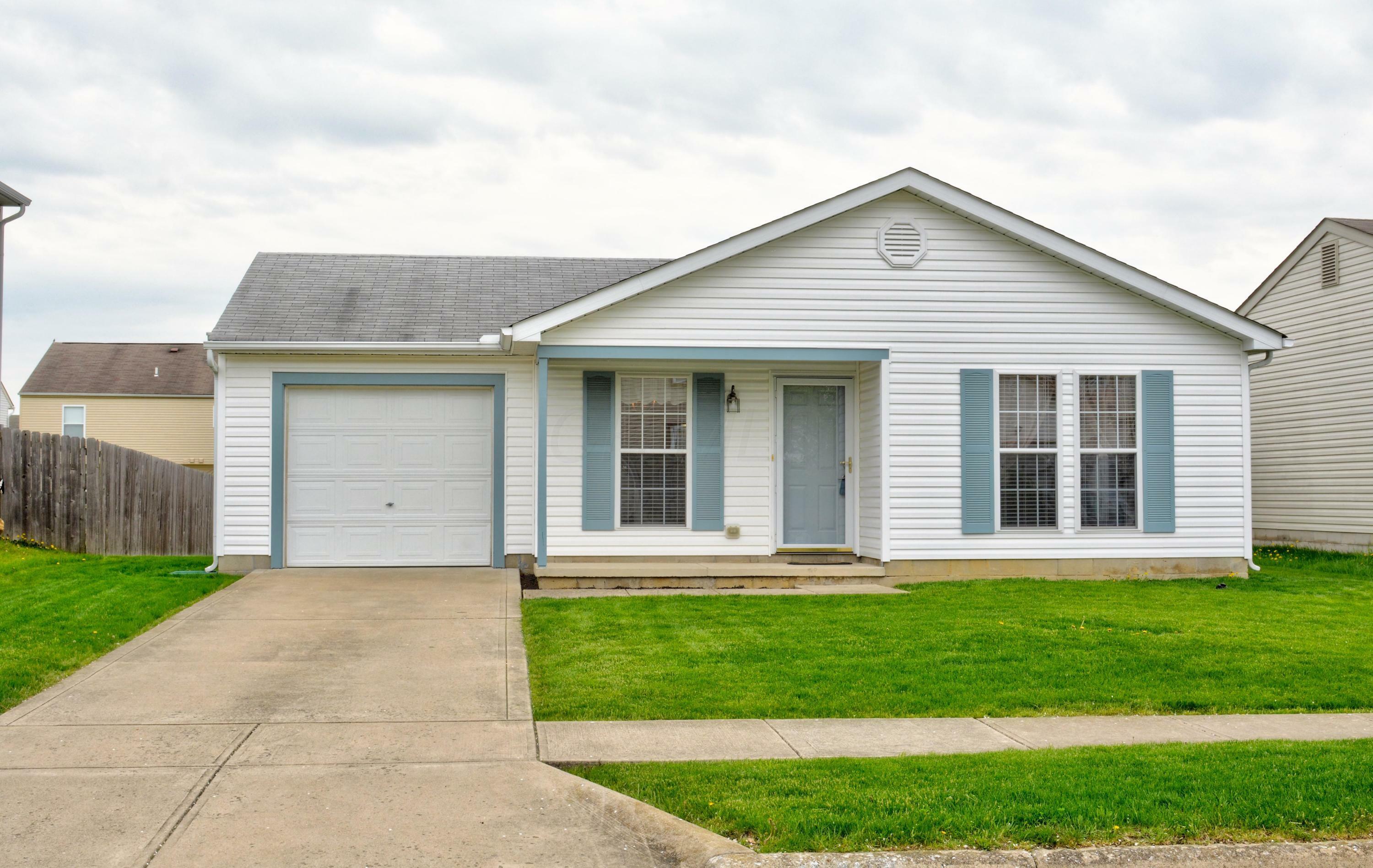 Property Photo: 1404 Fahy Drive OH 43223