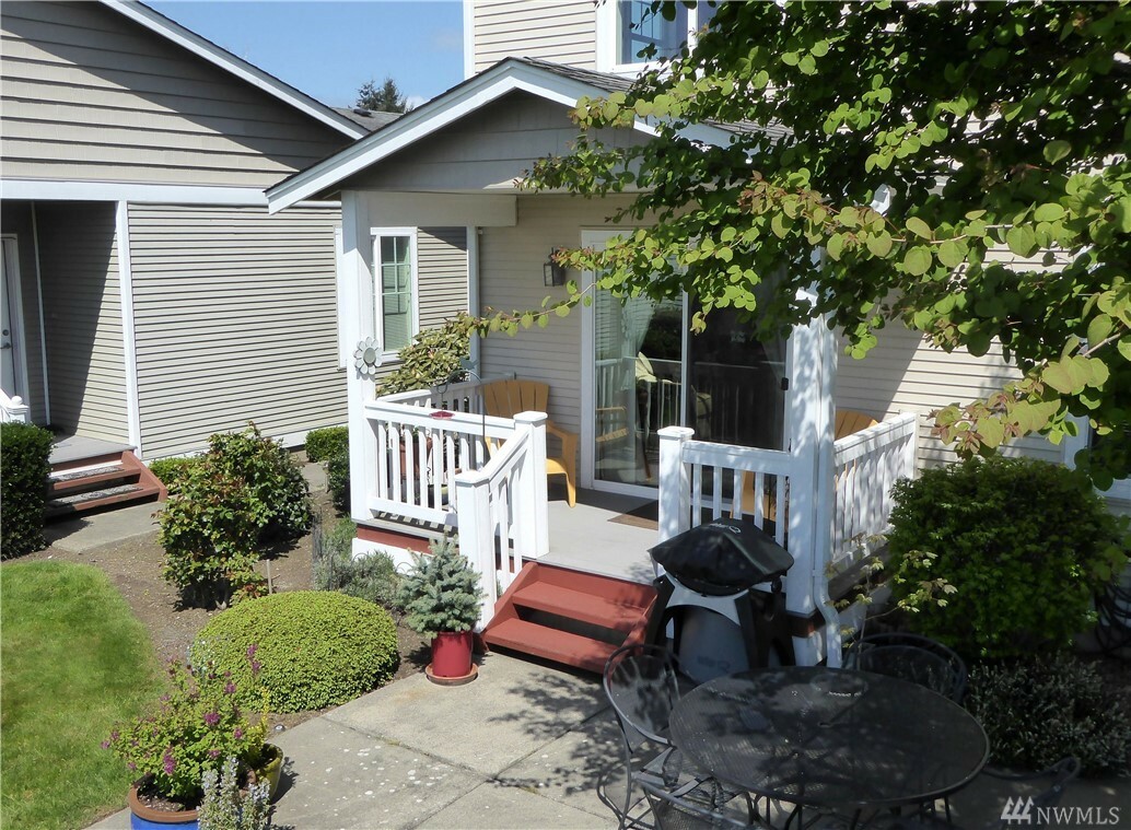 Property Photo:  1190 Decatur Circle  WA 98233 