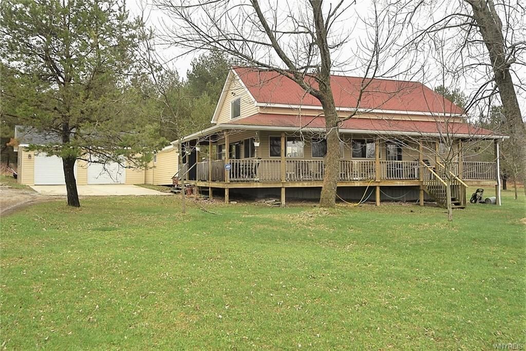 Property Photo:  9216 Glinderman Road  NY 14717 